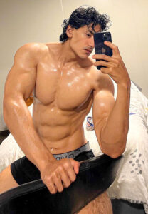 Brownboyfit-man Brownboyfit