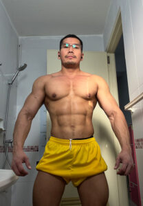 MUSCULARTOP-yellow Patcharapong Pongpochai