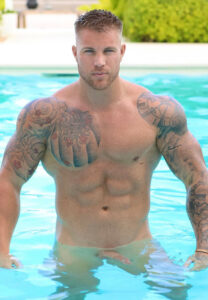 FilouFittGym-pool FilouFittGym