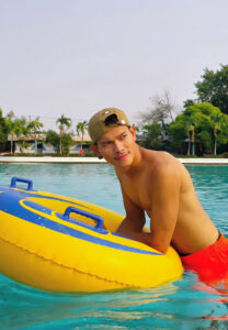 SunBangson-red เดอะซัน หมอนวดมือนุ่ม