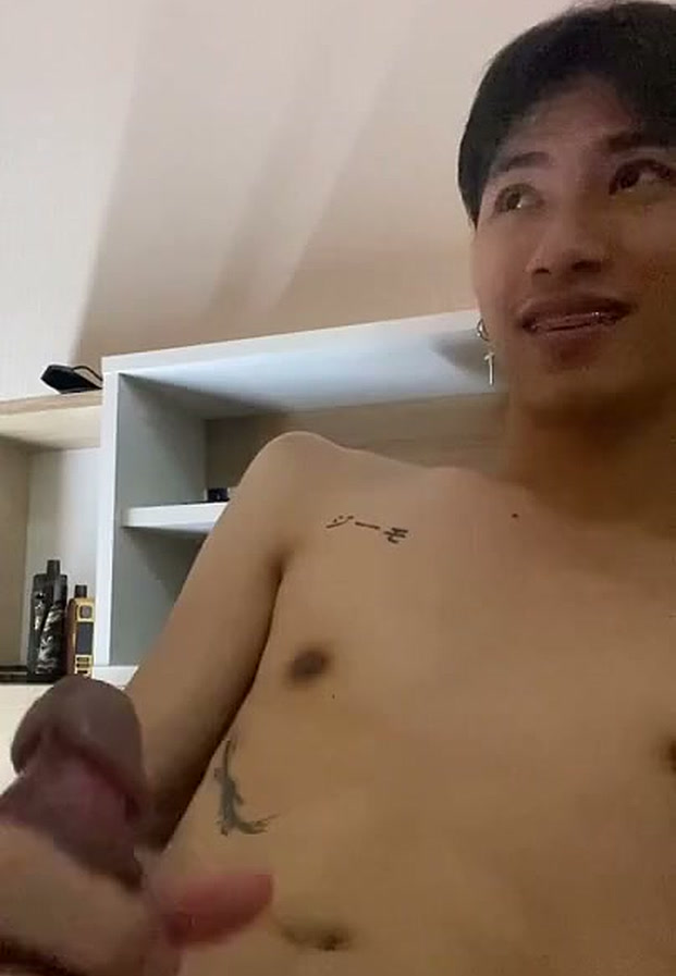 เกย์ไทยควย Itzemo กับ Backthedark54 เล่นกันในห้องส่วนตัว screenshot 1